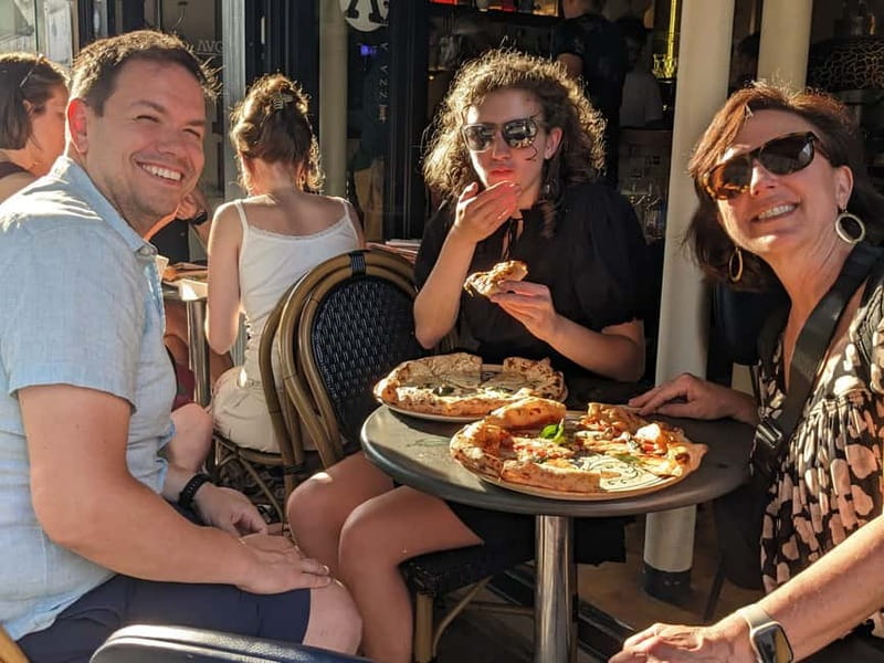 Paris: Montmartre/Pigalle Foodie Tour with Tastings - How the Guides Shape the Night (Celia, Manon, Lola, and More)