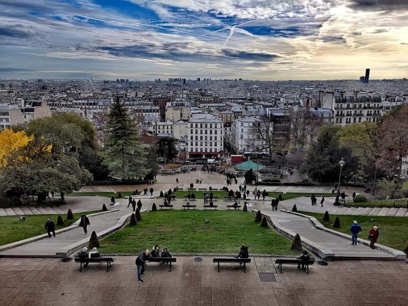 Paris: Montmartre Private Tour for Families - Le Consulat and La Bonne Franquette: The Neighborhood’s Everyday Culture