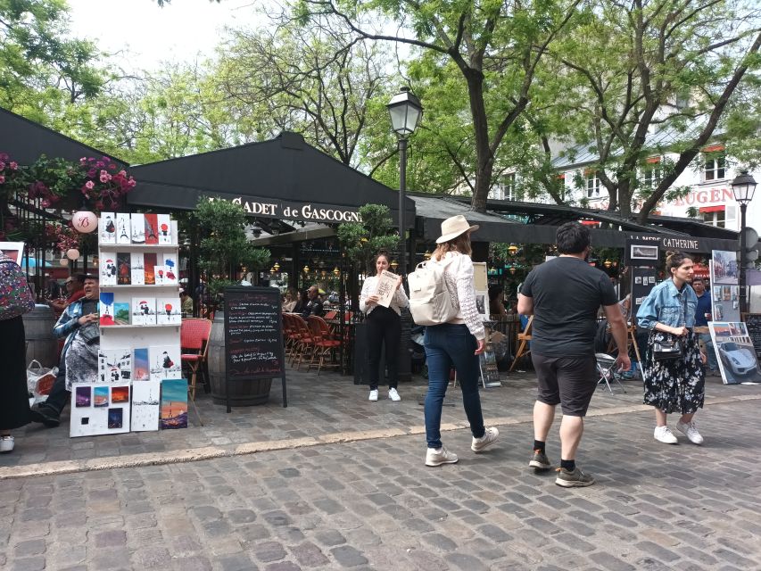 Paris: Montmartre Small Group Guided Walking Tour - Where the tour starts: Anvers to Sacré-Cœur without the stress