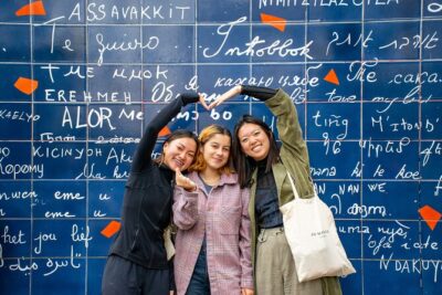 Paris Montmartre Walking Tour: Art & Rebel Legacy - Small Group - Rue Lepic and the everyday side of Montmartre