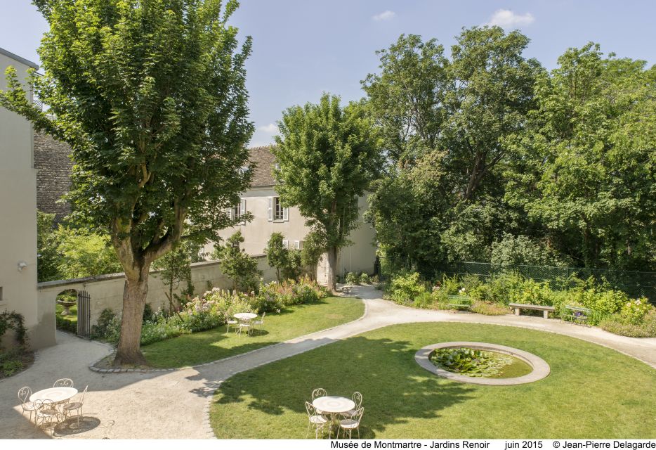 Paris: Musée de Montmartre and Gardens Entry Ticket - Café Renoir and the 11:00–18:00 timing: plan a lunch that won’t stress you