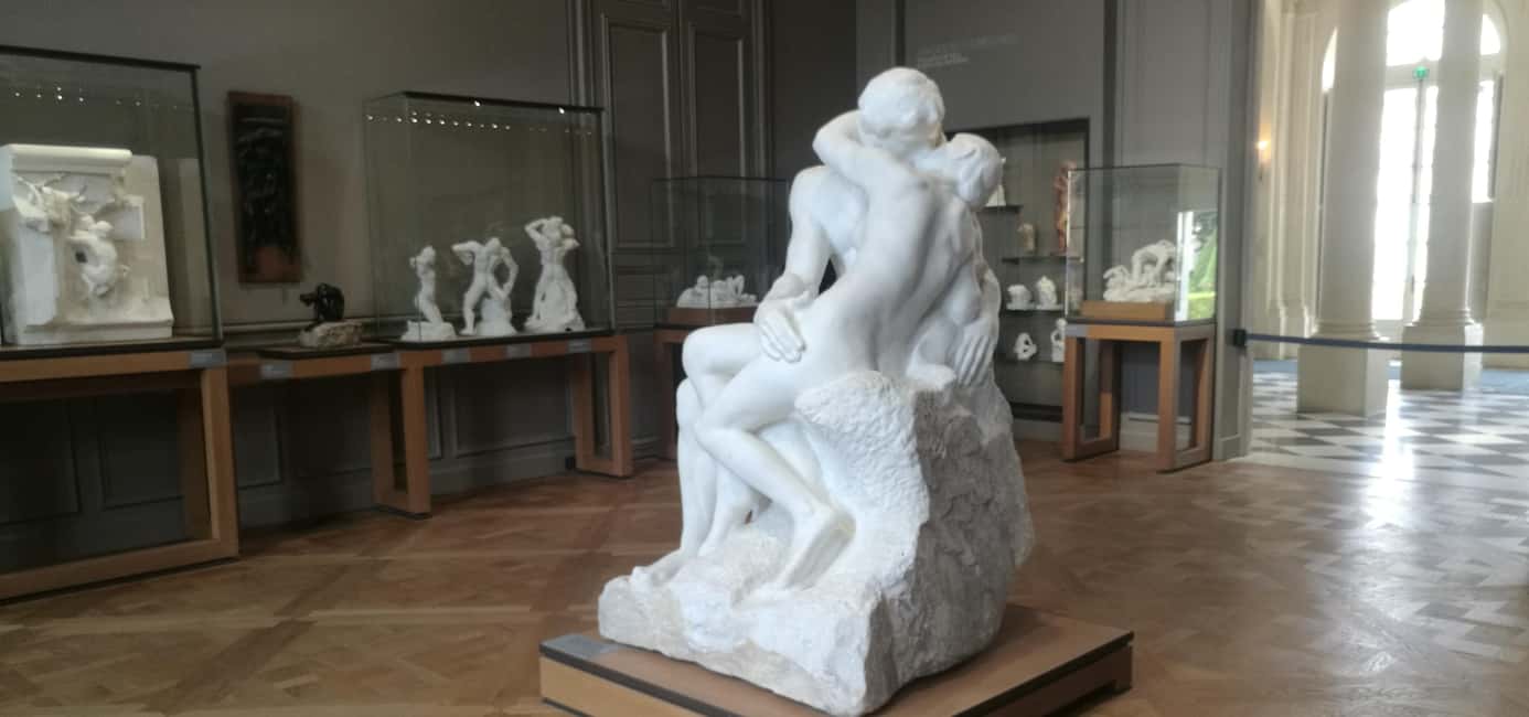 Paris: Musée Rodin A Private Tour - an artist’s insight - Rodin’s sculpture and the break from tradition