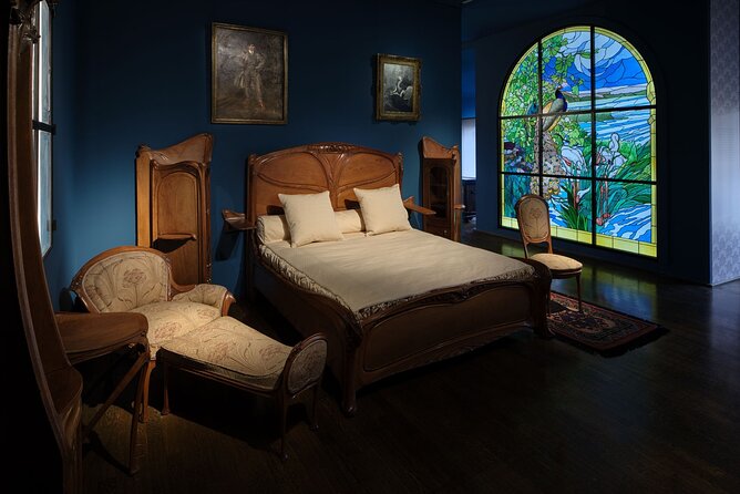 Paris: Museum of Decorative Arts Ticket and City Audio Tour - Should you book this Paris Decorative Arts audio ticket?