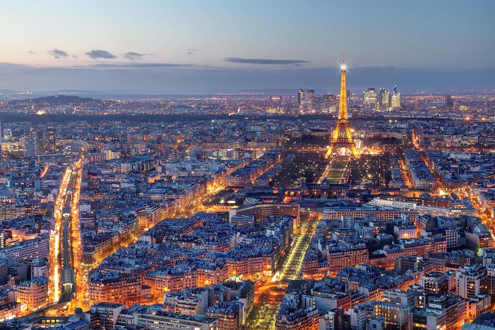 Paris: Night City Tour in a van for up to 7 people - Who should choose this Paris night tour?