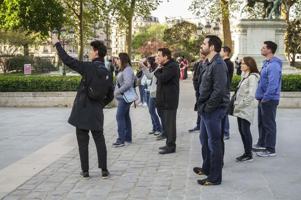 Paris: Notre Dame and Île de la Cité Walking Tour - A guided walk around Île de la Cité (not just sightseeing)