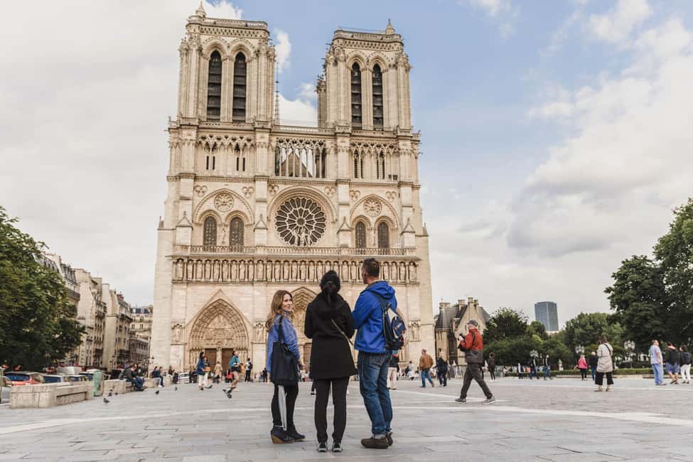Paris: Notre Dame and Île de la Cité Walking Tour - Notre-Dame isn’t just a stop—it’s the story engine