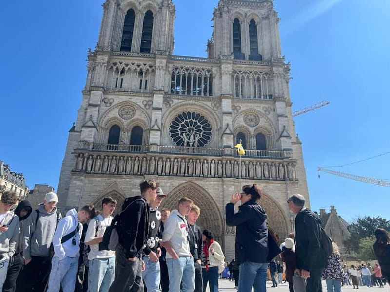 Paris: Notre-Dame Cathedral Exterior Tour - The guided façade: spires, rosettes, gargoyles, and myth
