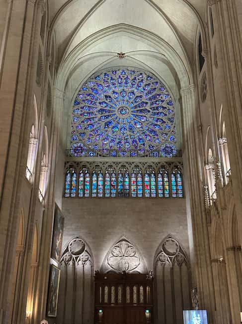 Paris: Notre Dame Cathedral Guided Tour of the Neighborhood - Meeting at Rue dArcole: Finding the Group Quickly