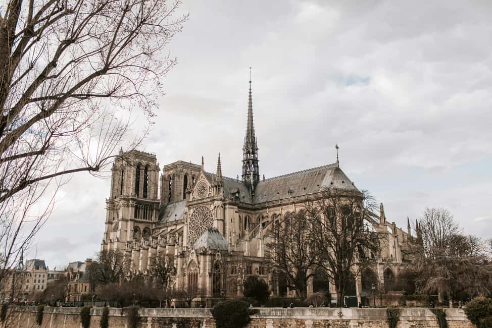 Paris: Notre Dame Cathedral Tour & Seine River Cruise - The logistics that can make or break your day