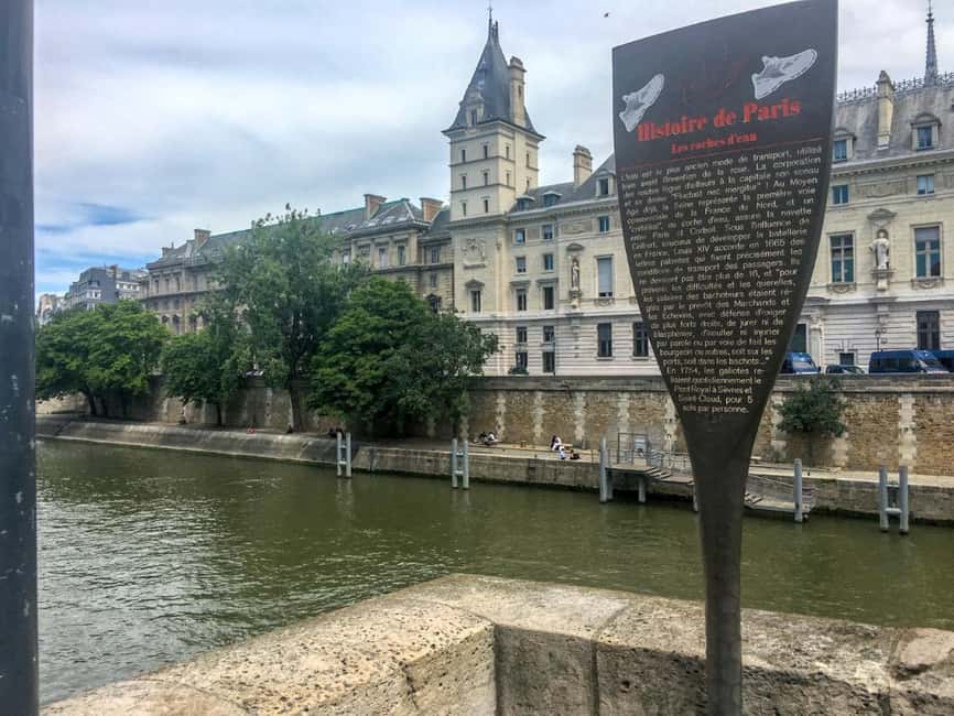 Paris: Notre Dame Exteriors and Ile de la Cité Walking Tour - Place Dauphine, a pause from the city noise