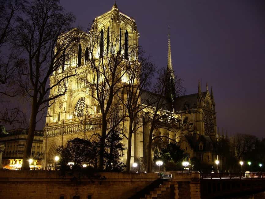 Paris: Notre Dame Guided Tour with Reserved Access option - Key highlights to know before you go
