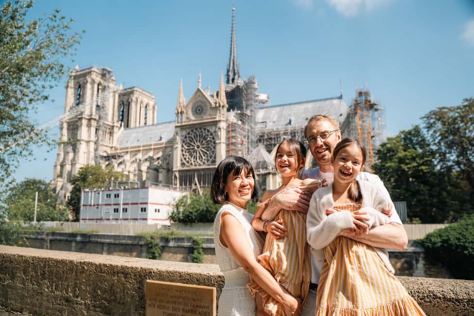 Paris: Notre Dame Interior Guided Tour with Entry Included - Entering Notre-Dame With a Small-Group Plan