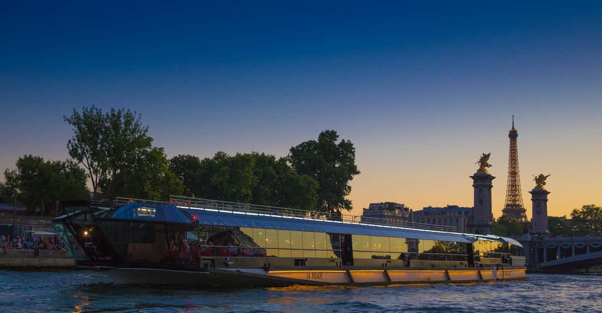 Paris : NYE Special Diner Cruise on the Seine River - Key points to know before booking