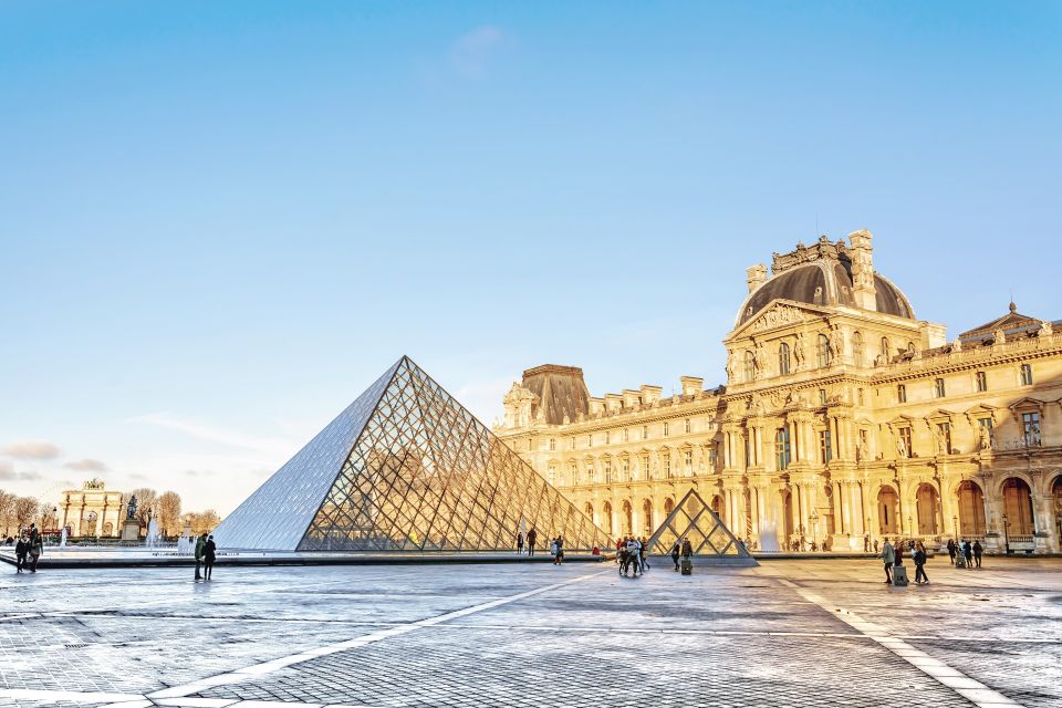 Paris Old Town Highlights Guided Walking Tour - Starting at the Louvre and Walking Into Old Paris