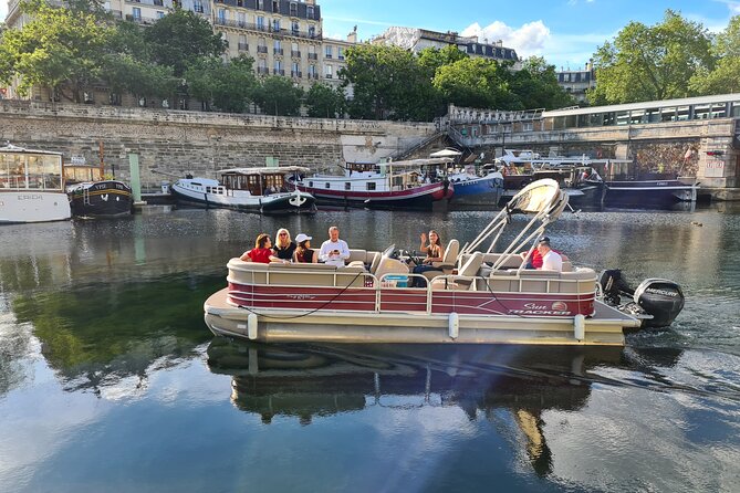 Paris on the Seine side: Magical private cruise - Why a private boat changes the experience