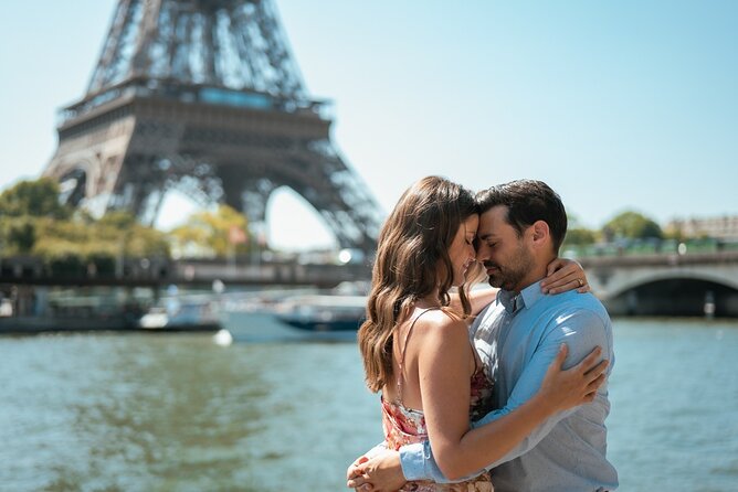 Paris One-Hour Private Photo Shoot - Why one hour with a pro beats a DIY photo hunt