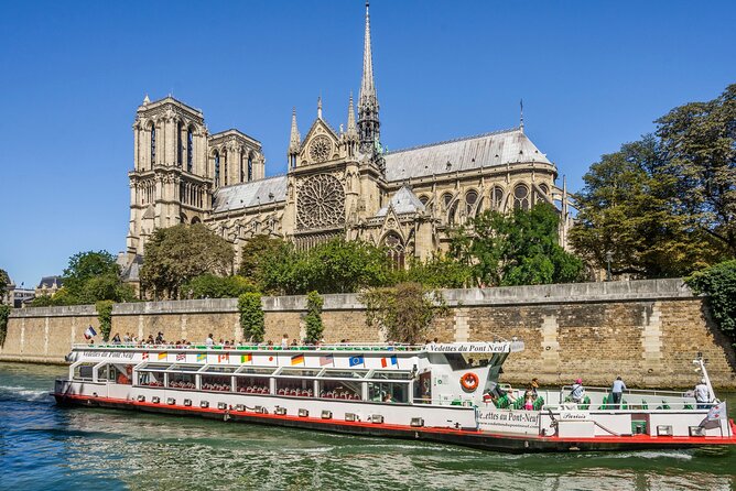 Paris - One Hour Seine River Cruise with Recorded Commentary - One hour on the Seine: why this cruise works