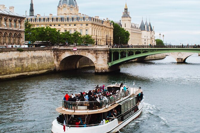 Paris - One Hour Seine River Cruise with Recorded Commentary - Finding Bateaux Parisiens at Port de la Bourdonnais