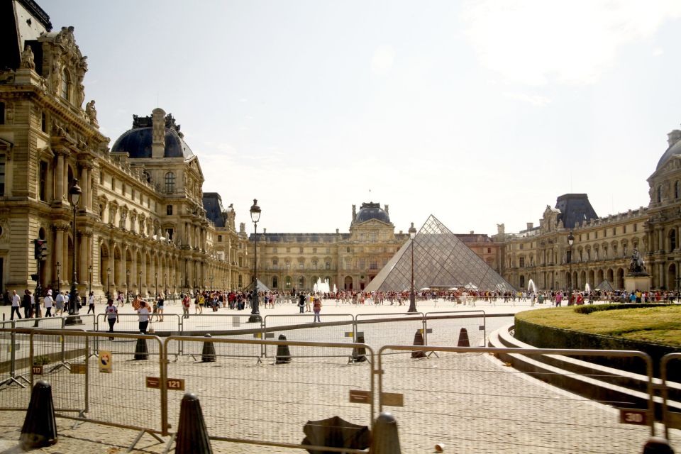 Paris: Openair Double Decker Bus Audio-Guided City Tour - Timing, Traffic, and How to Manage Expectations
