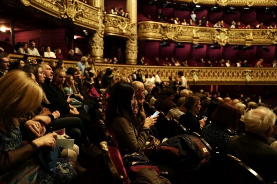 Paris: Opera Garnier and Seine River Cruise Tickets - Audio Guide in 13 Languages: How to Make It Work