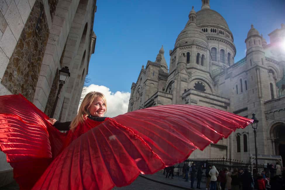 Paris: Opera Singer Guide in Montmartre - Hearing the stories behind Montmartre