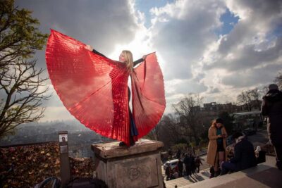 Paris: Opera Singer Guide in Montmartre - Starting at Place des Abbesses