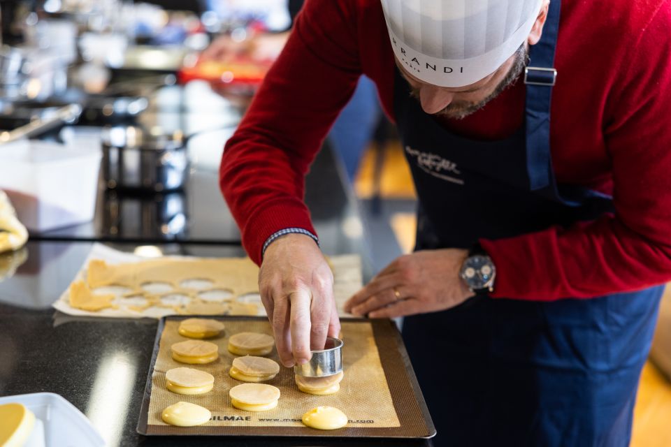 Paris: Pastry Class with Ferrandi Chef at Galeries Lafayette - The Class Flow: Baking for 90 Minutes, Then Eating for 30