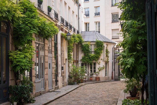 Paris Photography Masterclass - Private Photography Lesson - Stop-by-stop: how each Paris icon turns into a lesson
