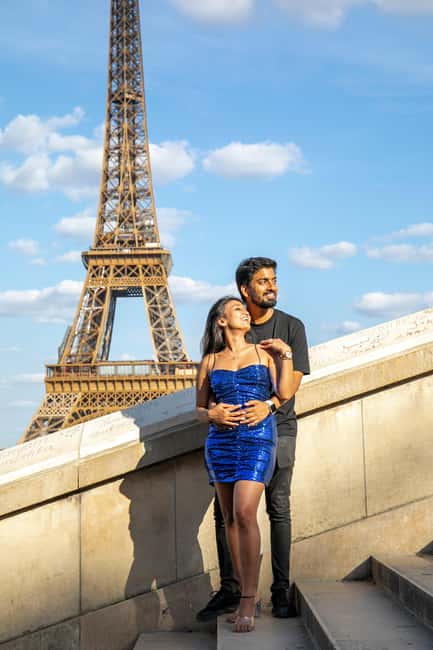 Paris: Photoshoot Around Eiffel Tower with 55 Edited Photos - Pose Coaching You’ll Actually Use