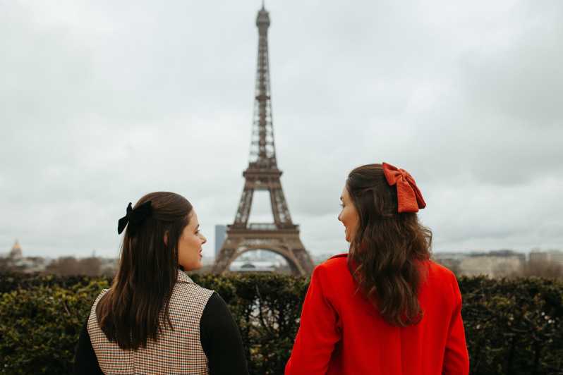 Paris: Photoshoot at the Eiffel Tower / Arc de Triomphe - A Paris photo session built around the view