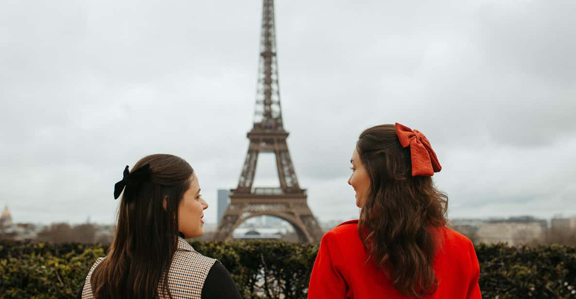 Paris: Photoshoot at the Eiffel Tower / Arc de Triomphe - How the 30-minute to one-hour session works