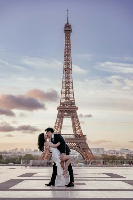 Paris: Premium Professional Photo Shoot - The Photo Shoot Flow: How You Get Direction and Movement