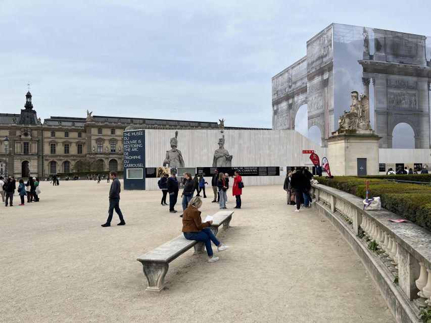 Paris: Priority Access, Guided Louvre Museum Tour w/ Expert - Your 2-Hour Highlights Circuit: Mona Lisa, Venus de Milo, Winged Victory