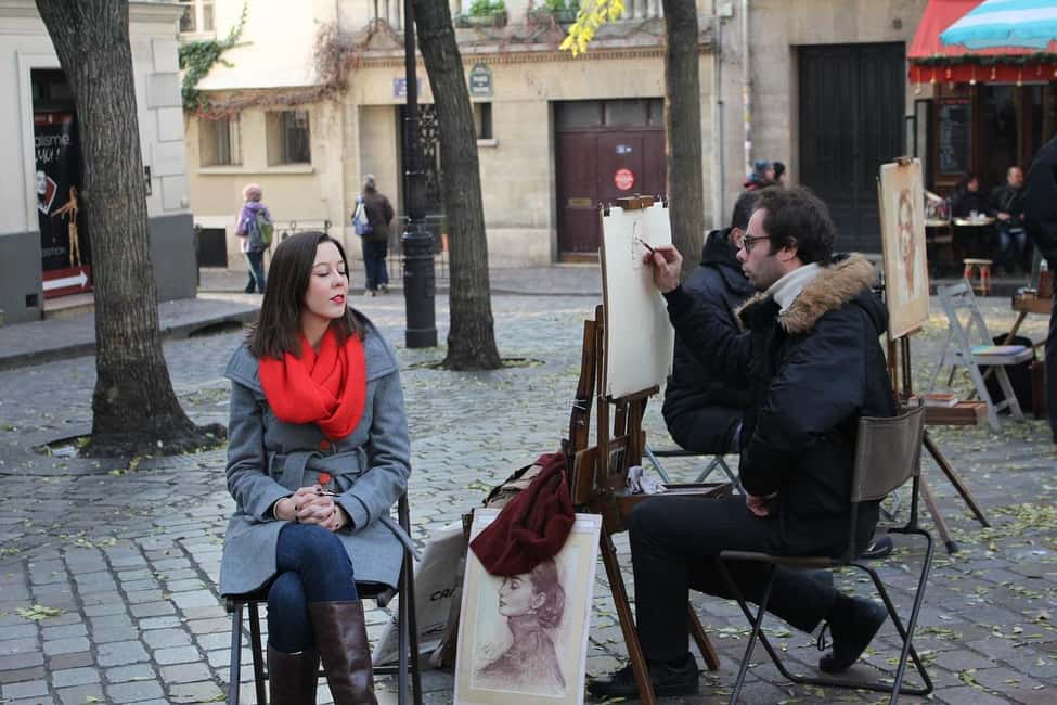 Paris: Private 2-Hour Walking Tour with a Parisian guide - Key points to know before booking