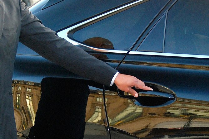 Paris Private Arrival Transfer from Charles de Gaulle (CDG) or Orly (ORY) - Drop-off in Paris: where you end up matters