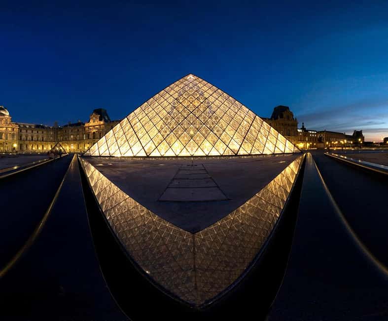 Paris: Private City Sightseeing Tour with Driver - Notre-Dame, the Sorbonne, and the Left Bank