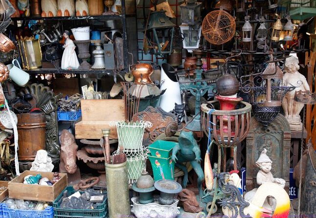 Paris Private Custom Tour with a Local Guide, Hidden Gems & Highlights - Starting at Colonne Vendôme (and returning there again)