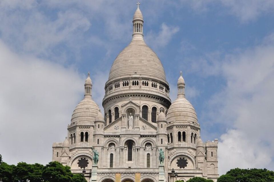 Paris: Private Custom Walking tour with A Local Guide - Guide quality matters more than you think