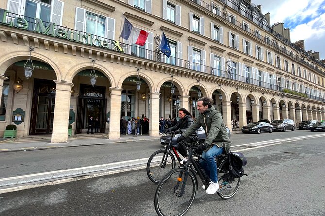 Paris : Private electric bike tour with wine and cheese tasting - What this Paris bike tour is really selling