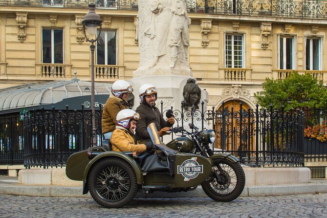 Paris Private Flexible Duration Guided Tour on a Vintage Sidecar - Montmartre’s Place du Tertre and Sacré-Cœur: art square to panoramic view