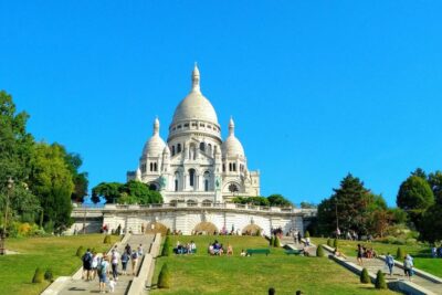 Paris: Private Food Tour in Montmartre - How the 8 to 10 stops shape the afternoon
