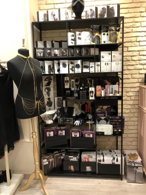 Paris: Private Lingerie Fitting activity - Timing, language, and cancellation details