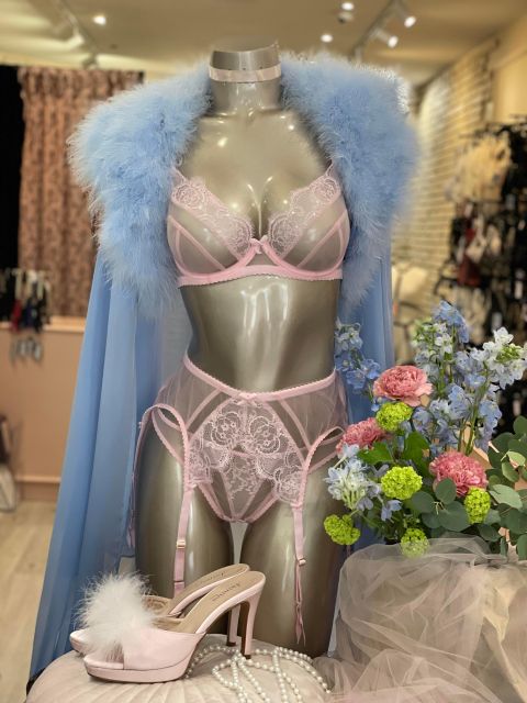 Paris: Private Lingerie Fitting activity - Champagne, French sweets, and a small beauty lesson