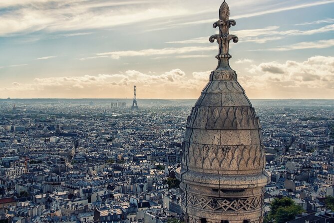 Paris Private Montmarte Tour : Sacre Coeur with Expert Guide - Rue de l’Abreuvoir and Bateau-Lavoir: where the photos start telling stories