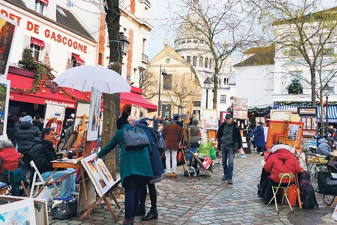 Paris Private Montmarte Tour : Sacre Coeur with Expert Guide - Place du Tertre: watch artists at work instead of just looking