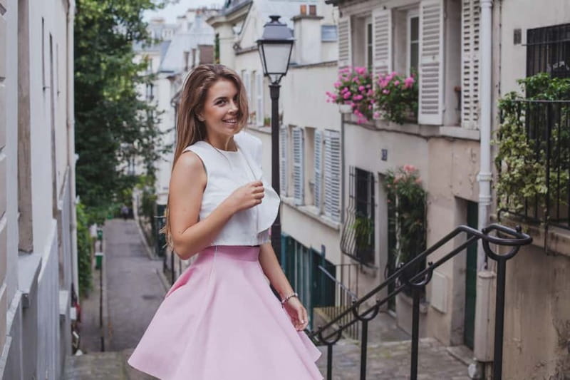Paris: Private Montmartre Photoshoot with Parisian Charm - From Buste de Dalida to La Maison Rose: Start Here