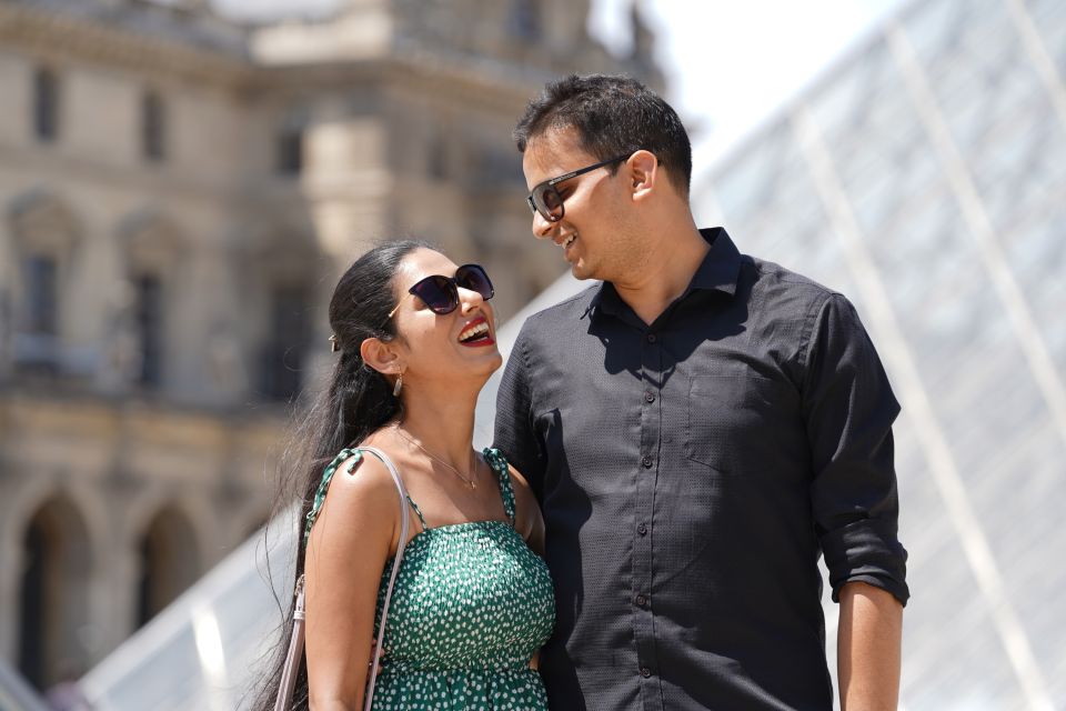 Paris: Private Photoshoot Outside the Louvre Museum - Why a private Louvre shoot is worth it (even with crowds)