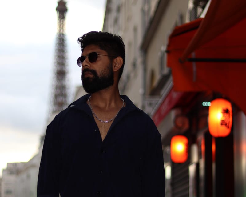 Paris: Private photoshoot with a Professional - Second Eiffel Tower stop: another 15 minutes