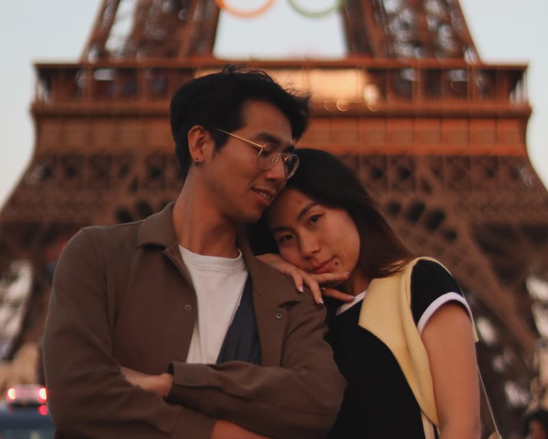 Paris: Private photoshoot with a Professional - Meeting at Avenue de Camoens