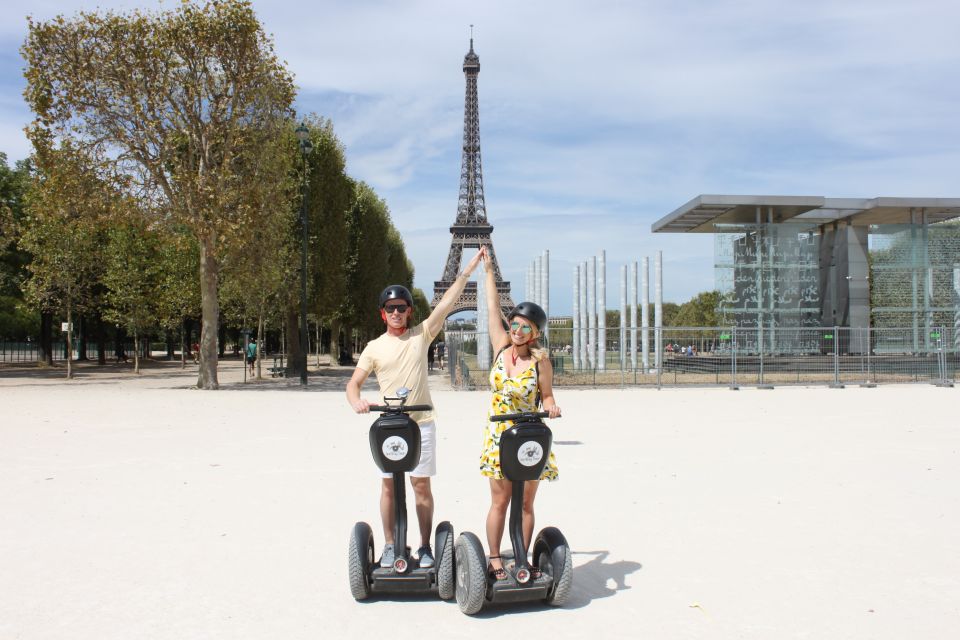 Paris: Private Sightseeing Segway Tour - Champ de Mars and the Eiffel Tower: The Glide-to-Icon Moment